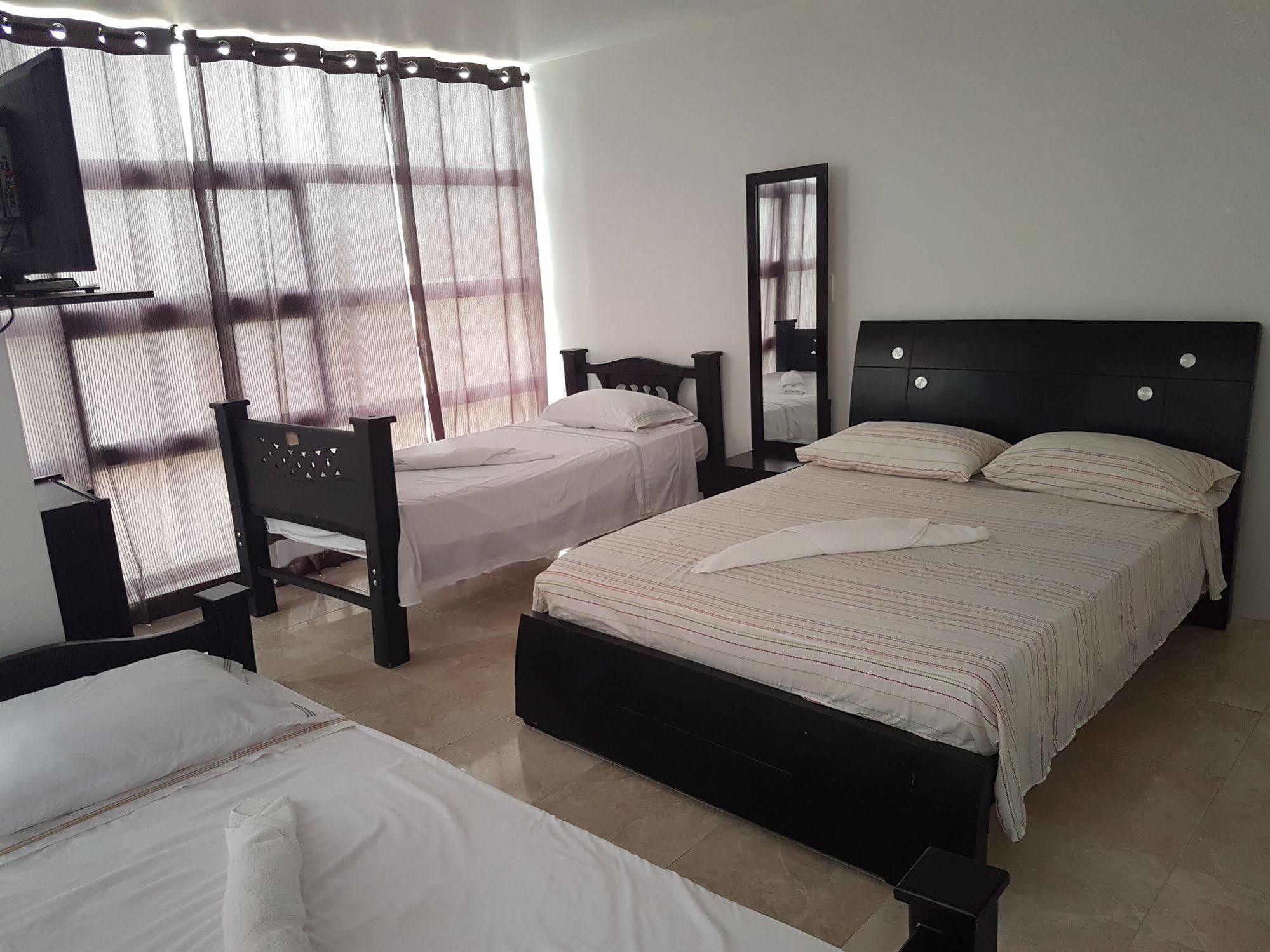 Hostal Central Beach San Andrés Zewnętrze zdjęcie
